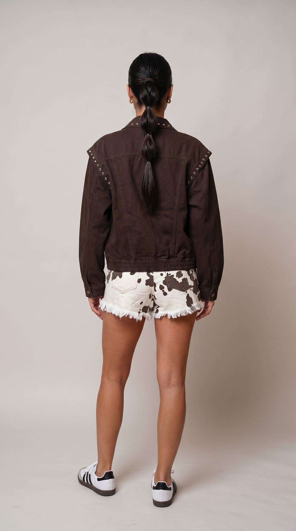 Chaqueta Vaquera Chocolate Tachuelas